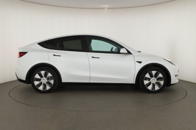Tesla Model Y - 2022