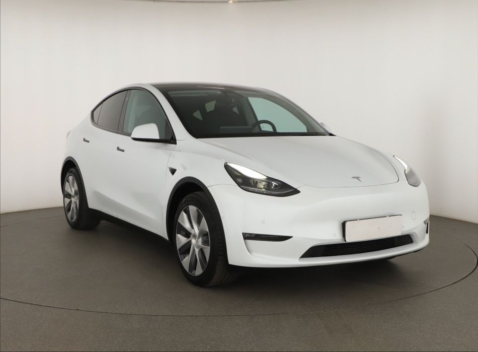 Tesla Model Y - 2022