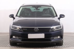 Volkswagen Passat - 2016