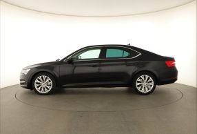 Skoda Superb - 2021