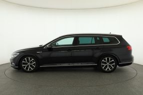 Volkswagen Passat - 2015