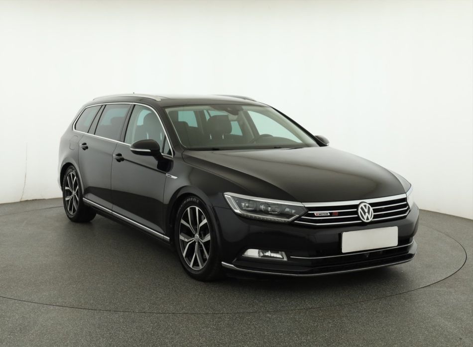 Volkswagen Passat - 2015