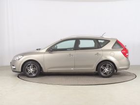 Kia Ceed - 2010