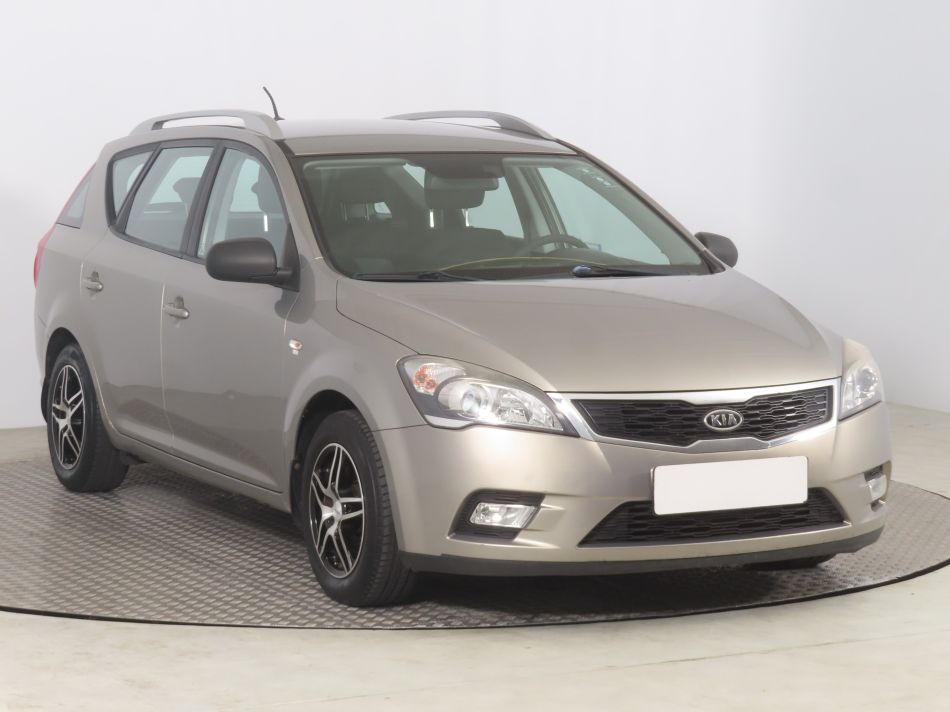 Kia Ceed - 2010
