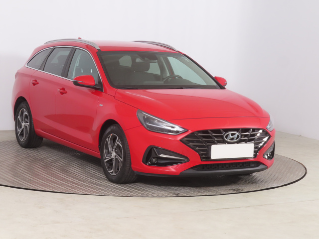Hyundai i30, 2022