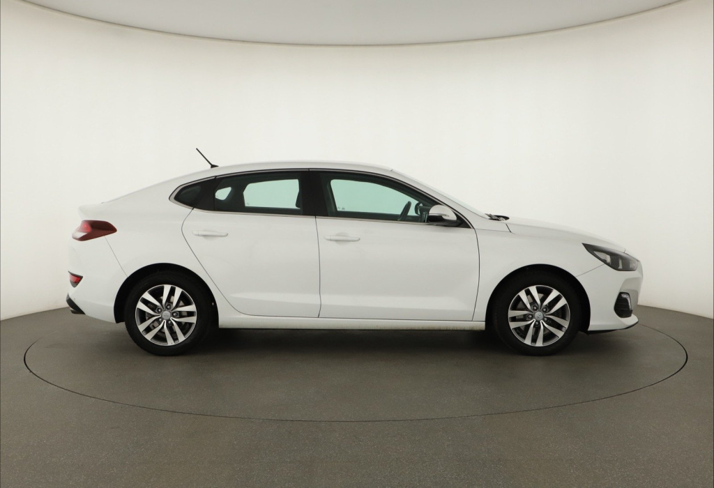 Hyundai i30 Fastback