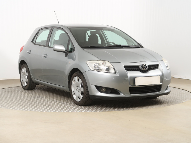 Toyota Auris 2009