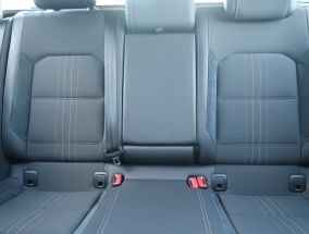 Volkswagen Passat - 2016