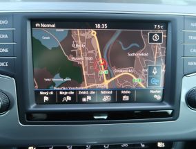 Volkswagen Passat - 2016