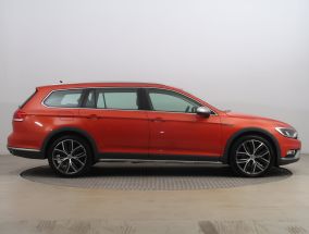 Volkswagen Passat - 2016