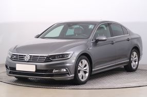 Volkswagen Passat - 2016