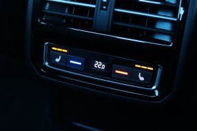 Volkswagen Passat - 2016