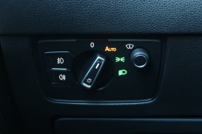 Volkswagen Passat - 2016