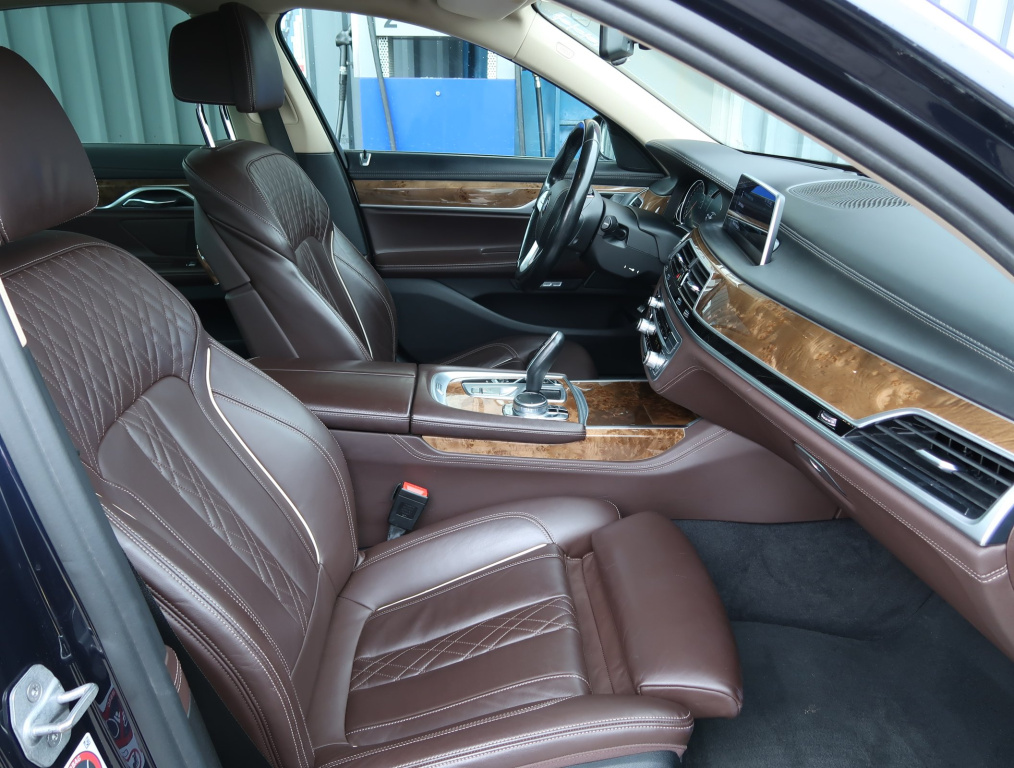 BMW 7