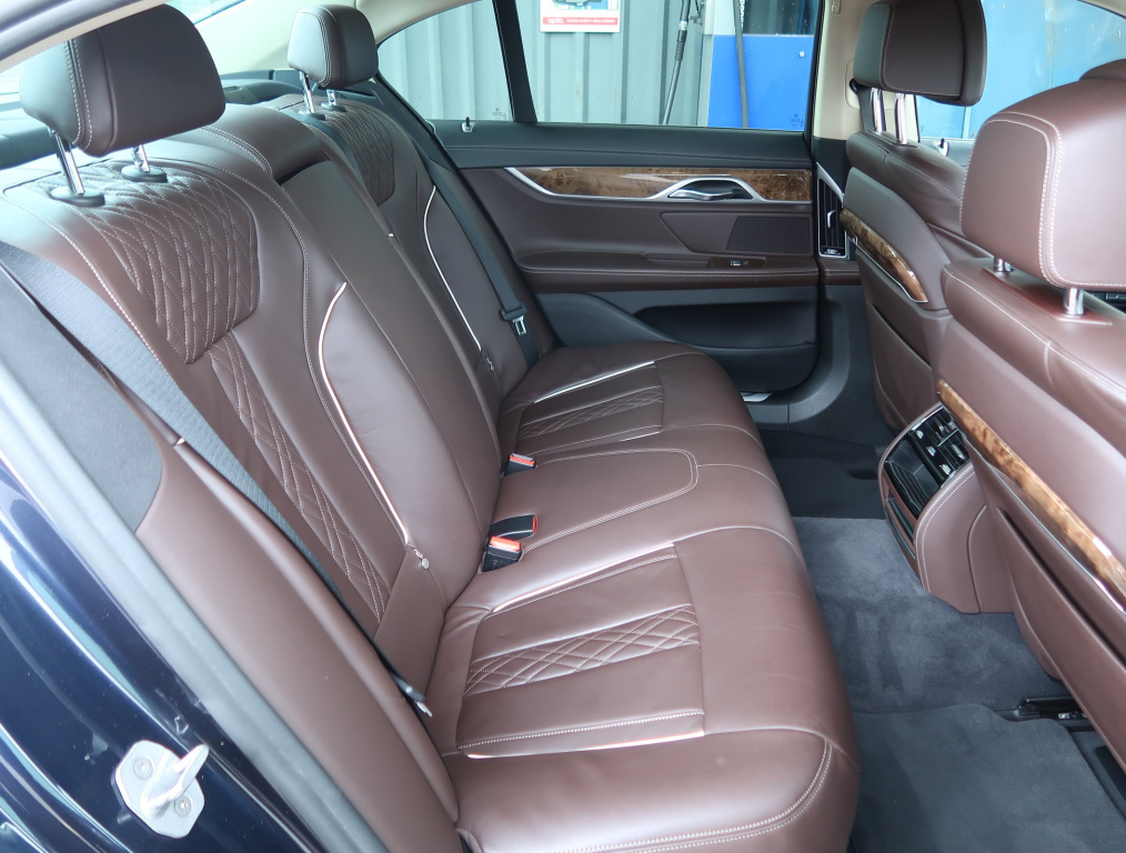 BMW 7