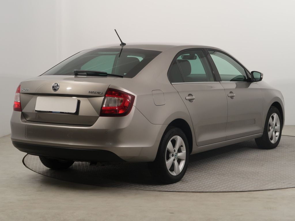 Škoda Rapid