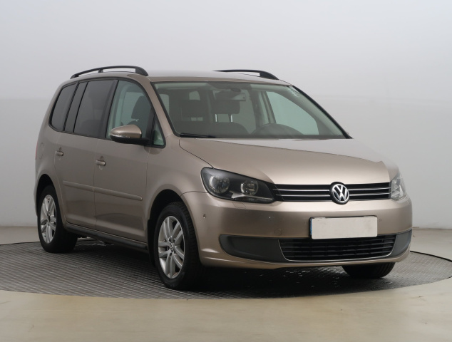 Volkswagen Touran 2011