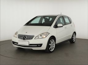 Mercedes-Benz A - 2010