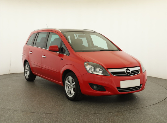 Opel Zafira 2011