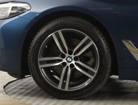 BMW 5 - 2020