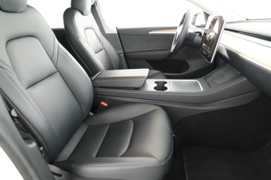 Tesla Model Y - 2022