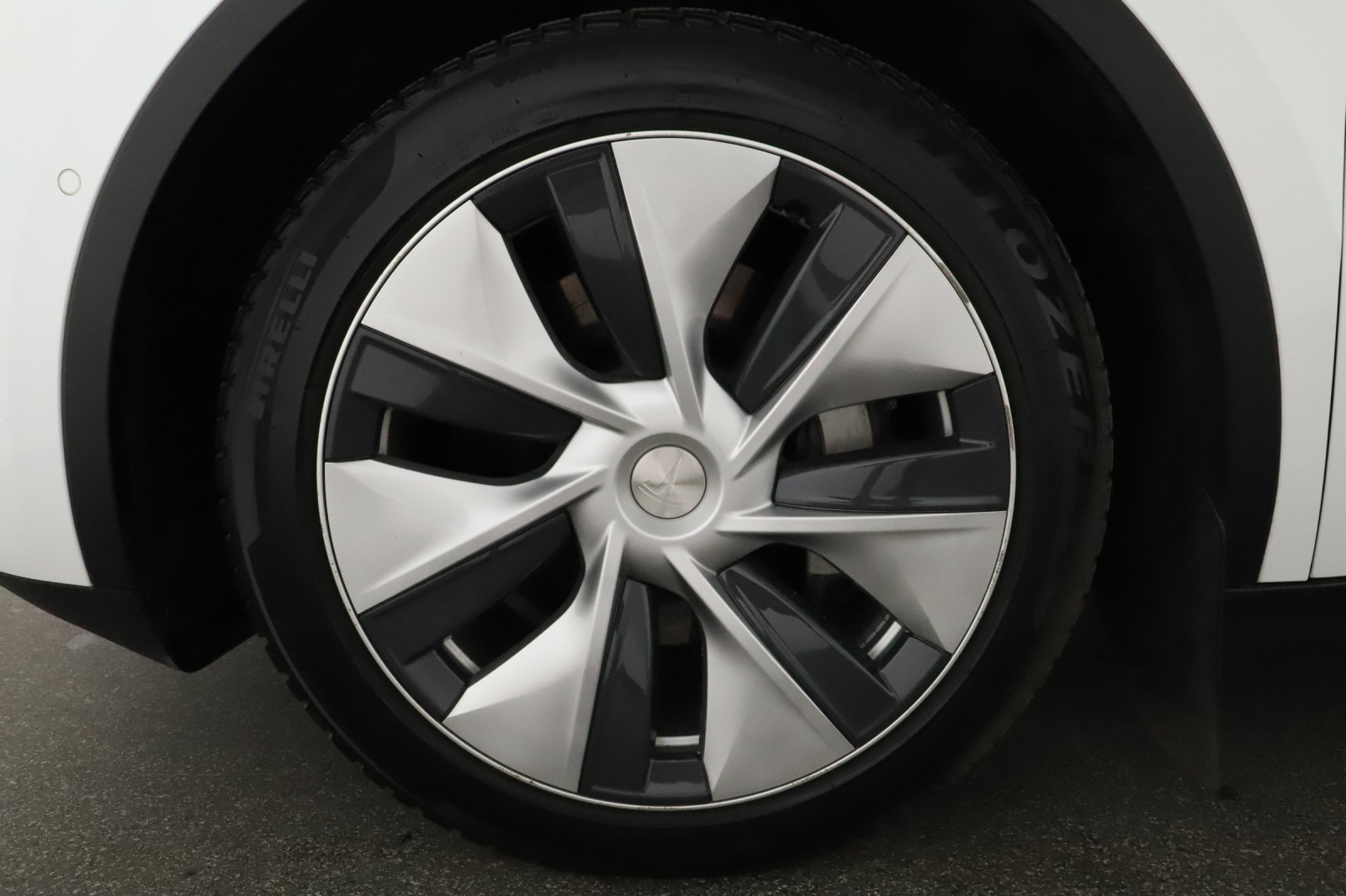 Tesla Model Y - 2022