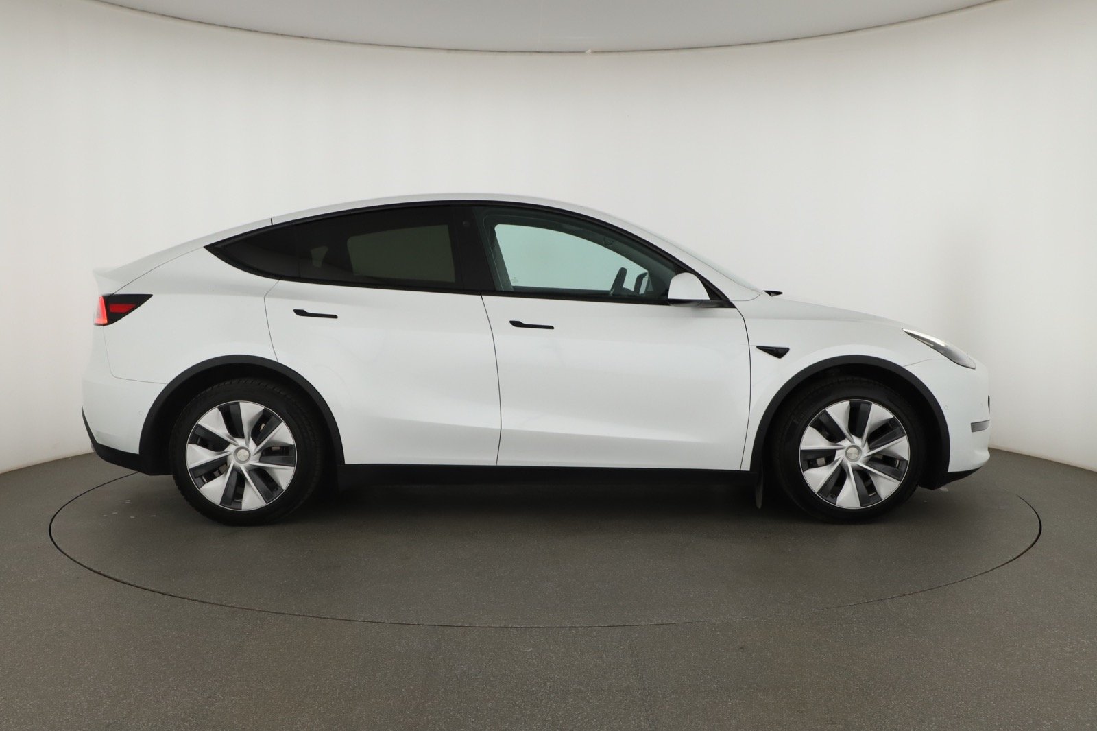 Tesla Model Y - 2022