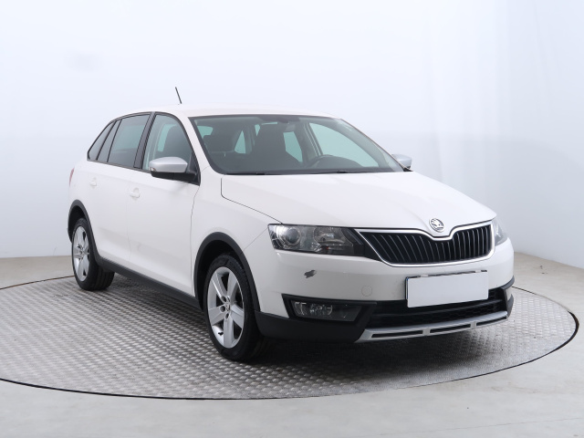 Škoda Rapid Spaceback 2016