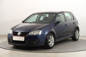 Volkswagen Golf - 2004