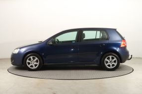Volkswagen Golf - 2004