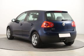 Volkswagen Golf - 2004