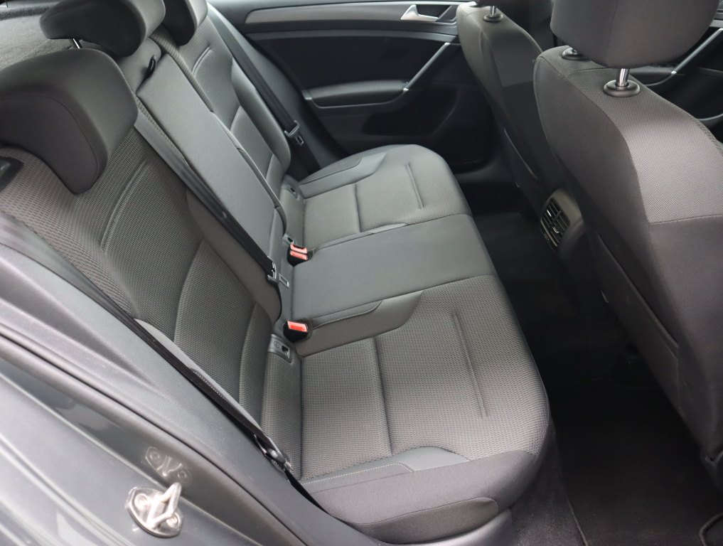 Volkswagen e-Golf