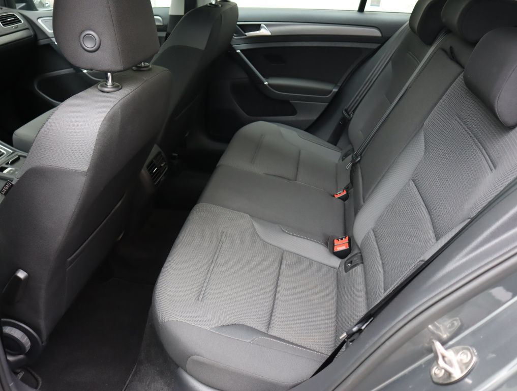 Volkswagen e-Golf