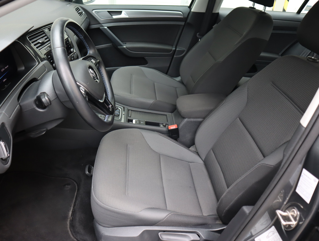Volkswagen e-Golf
