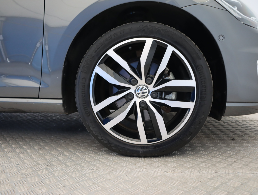 Volkswagen e-Golf
