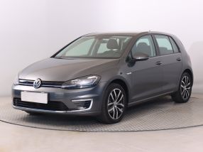 Volkswagen e-Golf - 2020