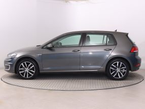Volkswagen e-Golf - 2020