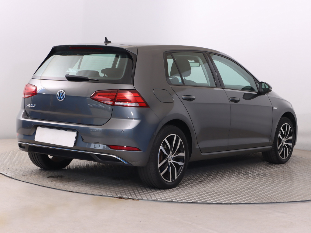 Volkswagen e-Golf