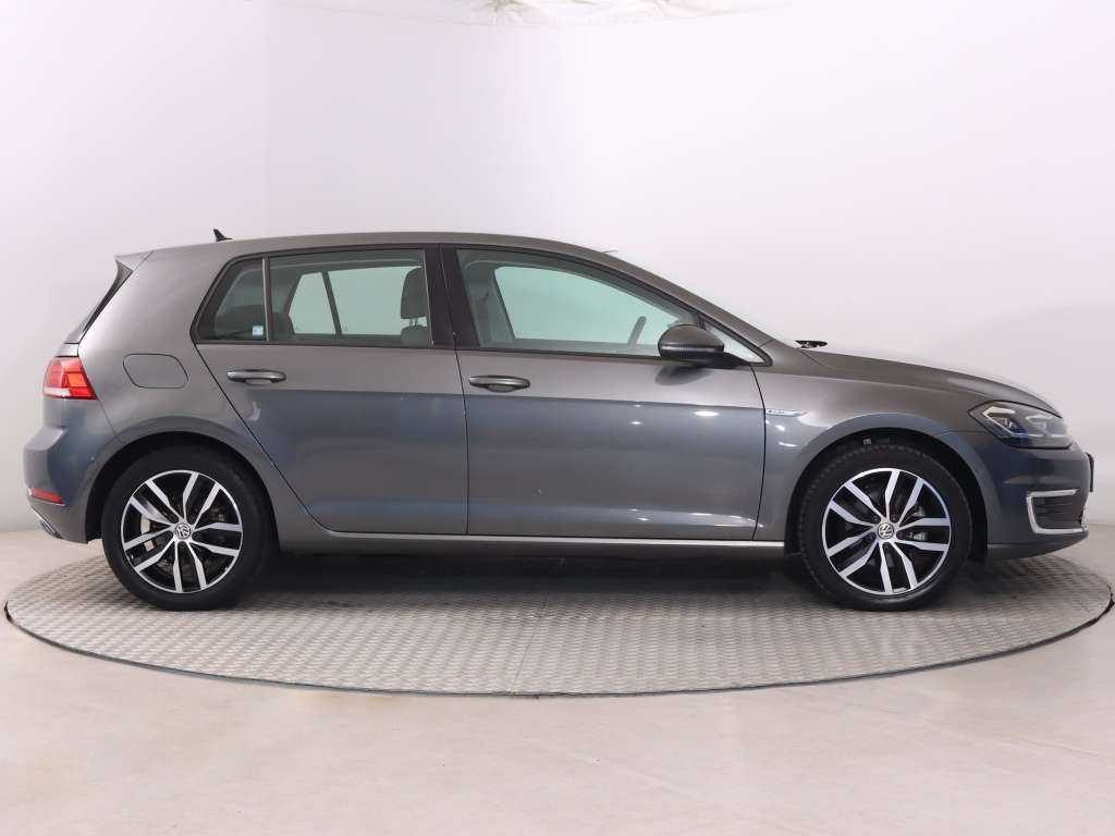 Volkswagen e-Golf
