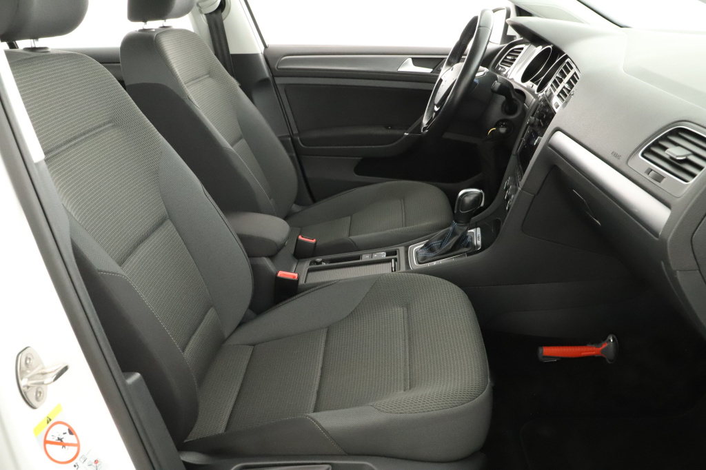 Volkswagen e-Golf