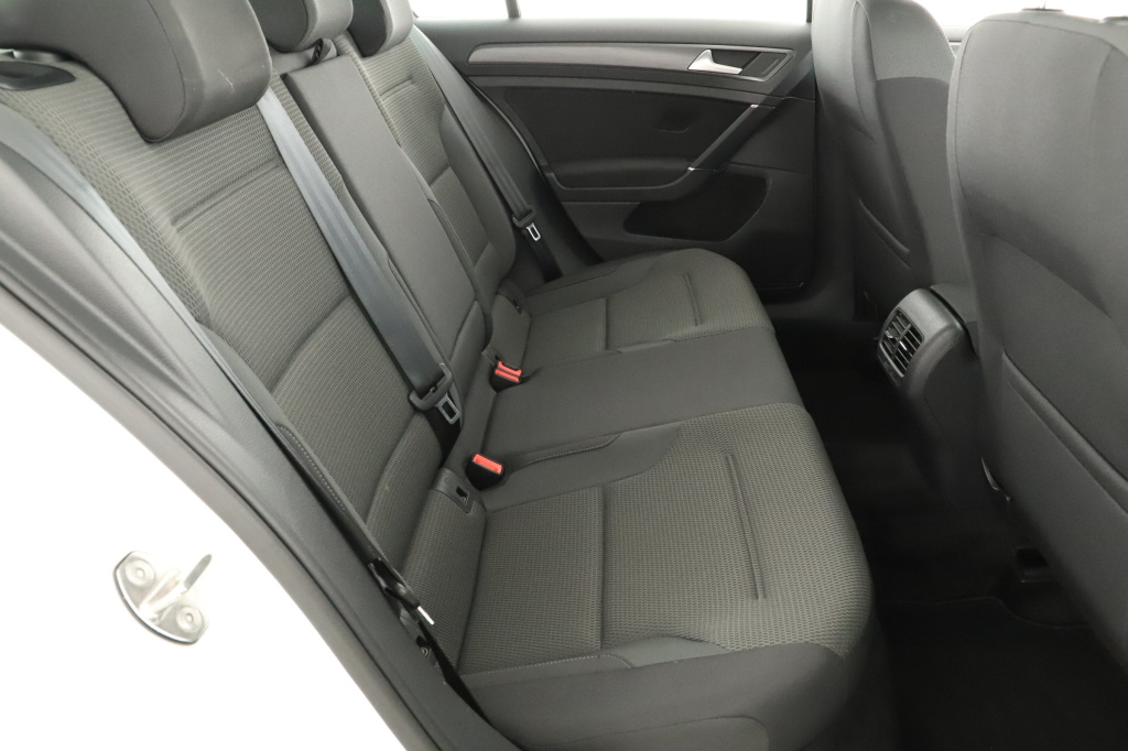 Volkswagen e-Golf