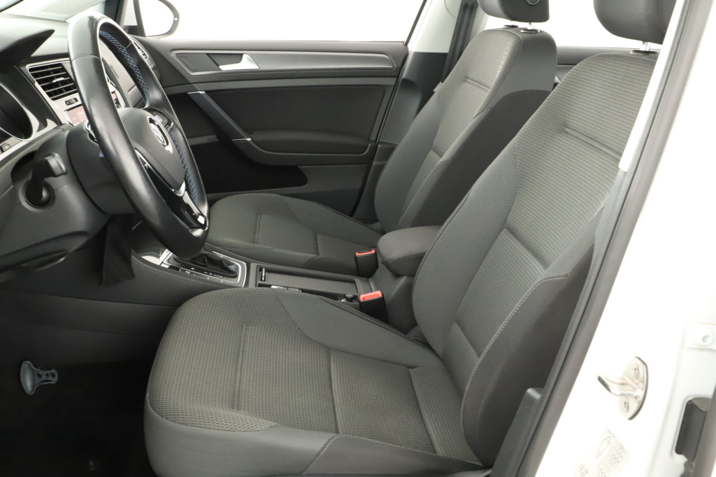 Volkswagen e-Golf