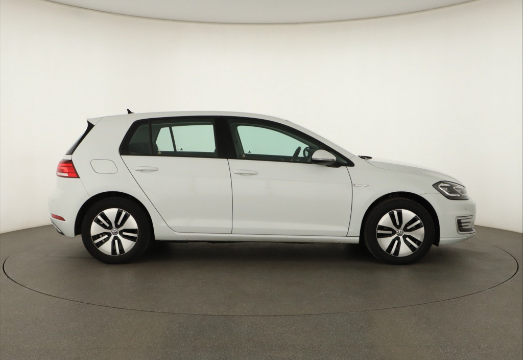 Volkswagen e-Golf