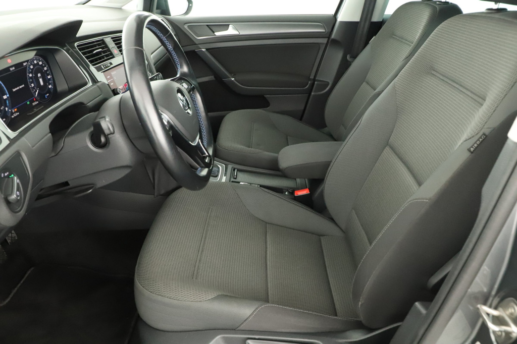 Volkswagen e-Golf