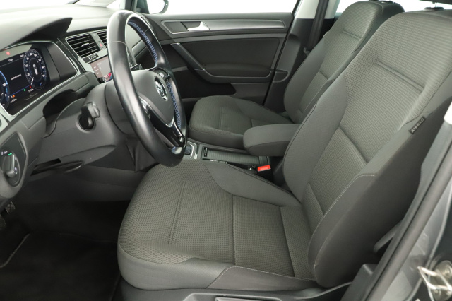 Volkswagen e-Golf 32 kWh - 37 Ah