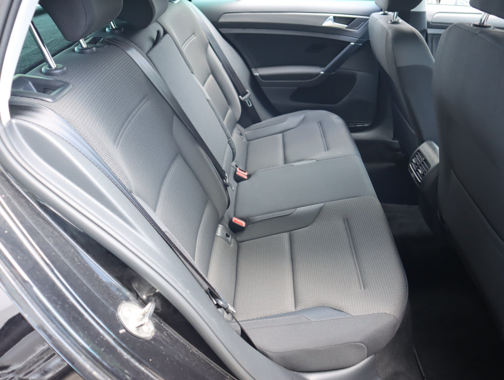 Volkswagen e-Golf