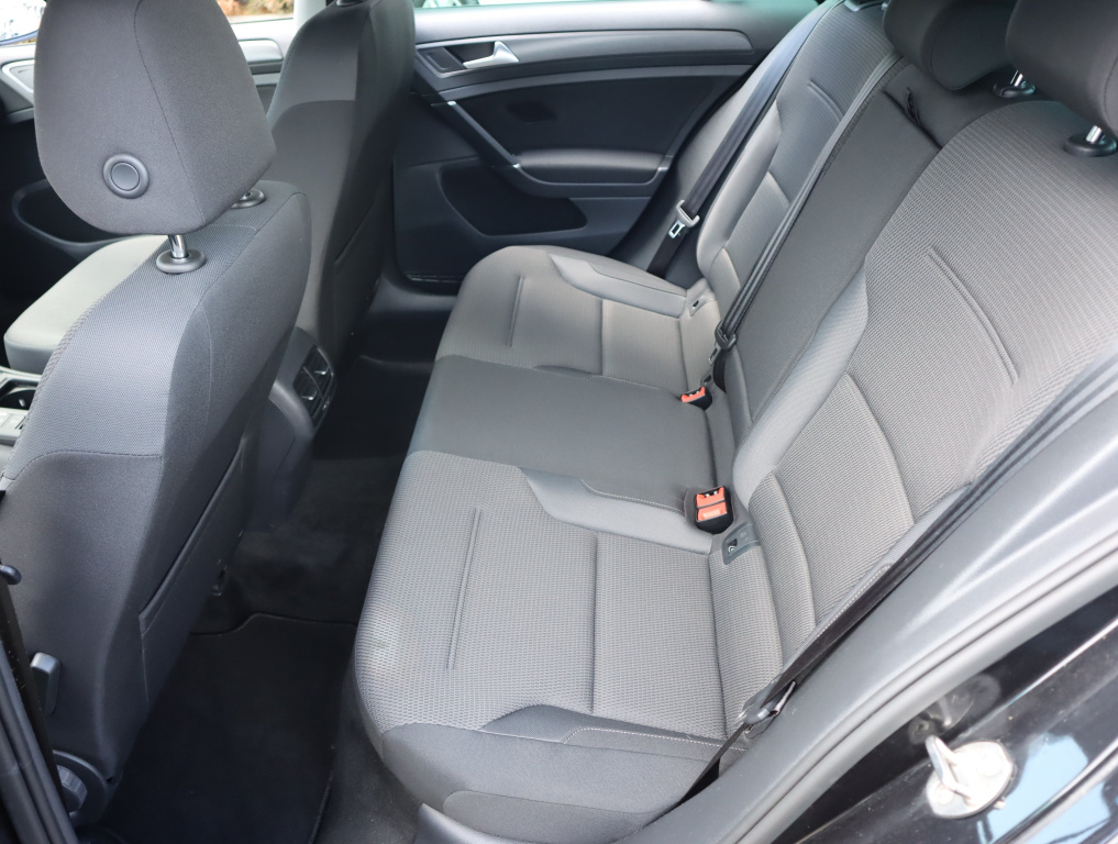 Volkswagen e-Golf