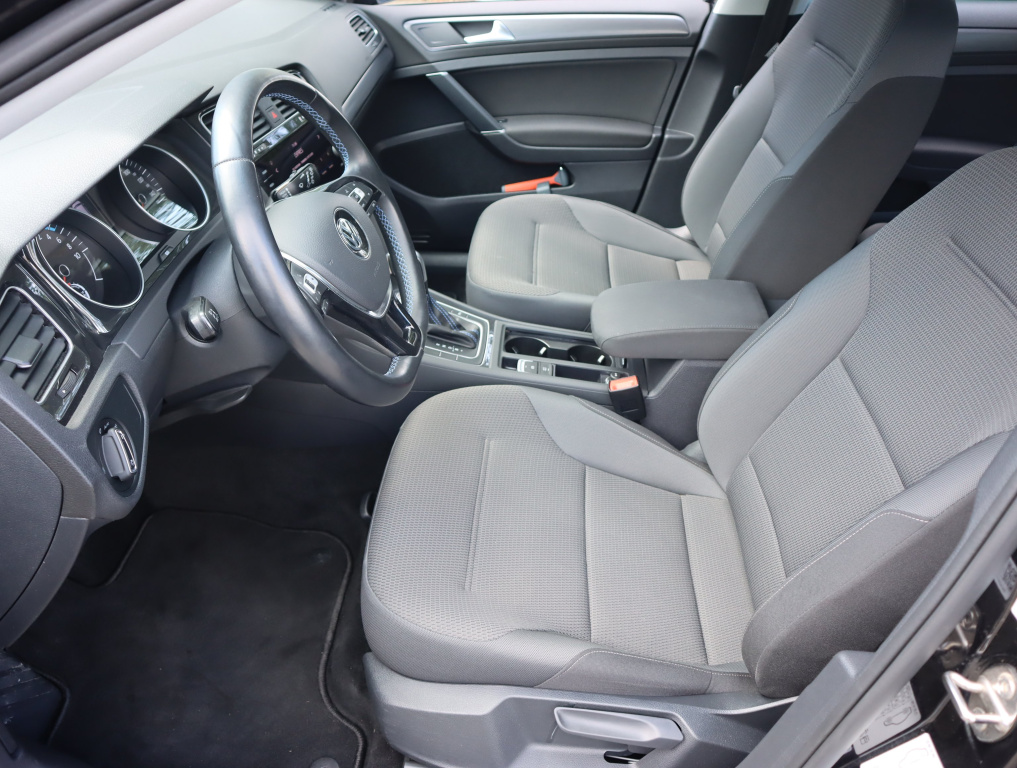 Volkswagen e-Golf