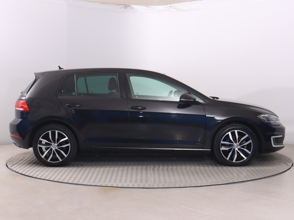 Volkswagen e-Golf