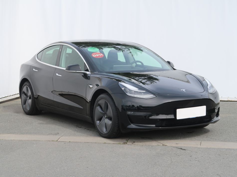 Tesla Model 3 - 2019